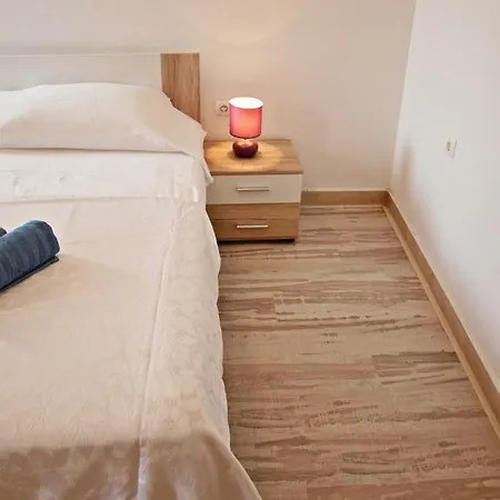 Apartman Mylo